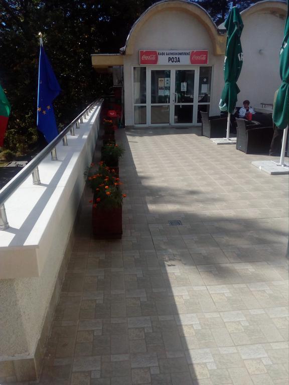 Балнеохотел Роза Strelcha Bagian luar foto